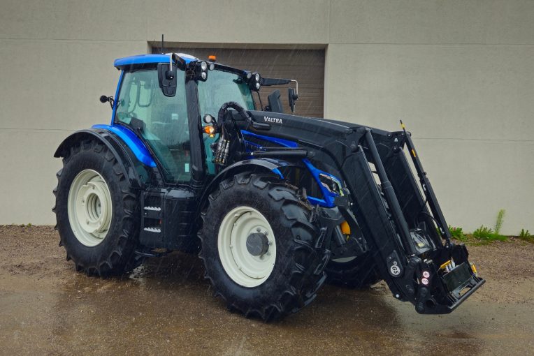 Valtra N155D