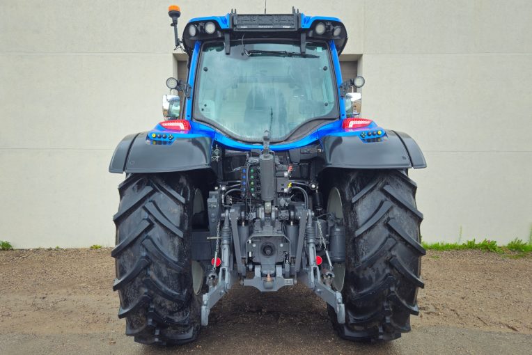 Valtra N155D