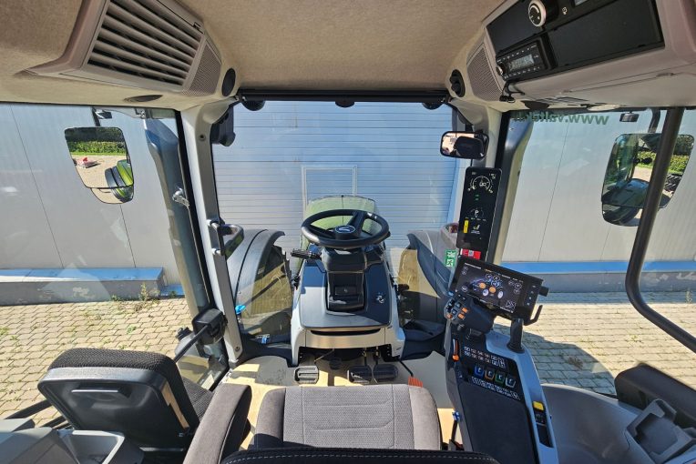 Valtra T255V