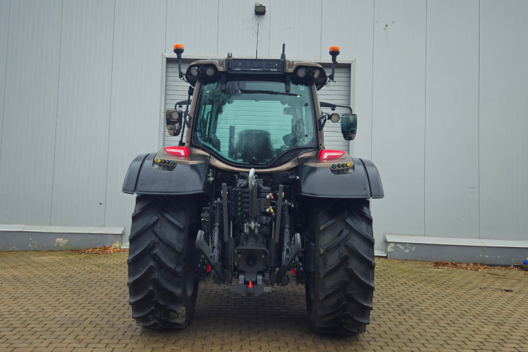 Valtra N175V