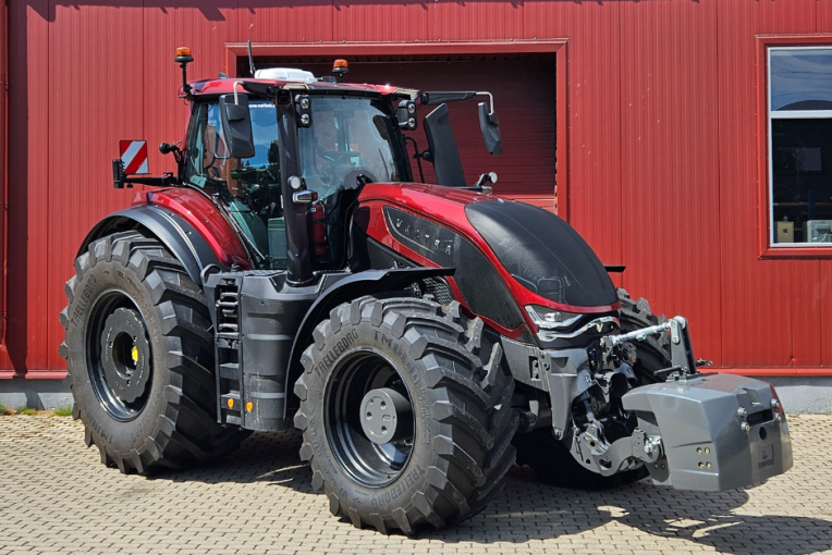 Valtra S416
