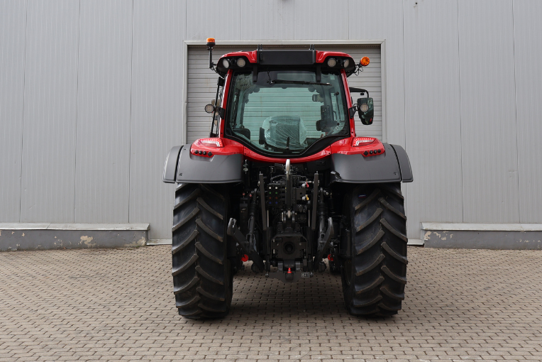 Valtra N155A