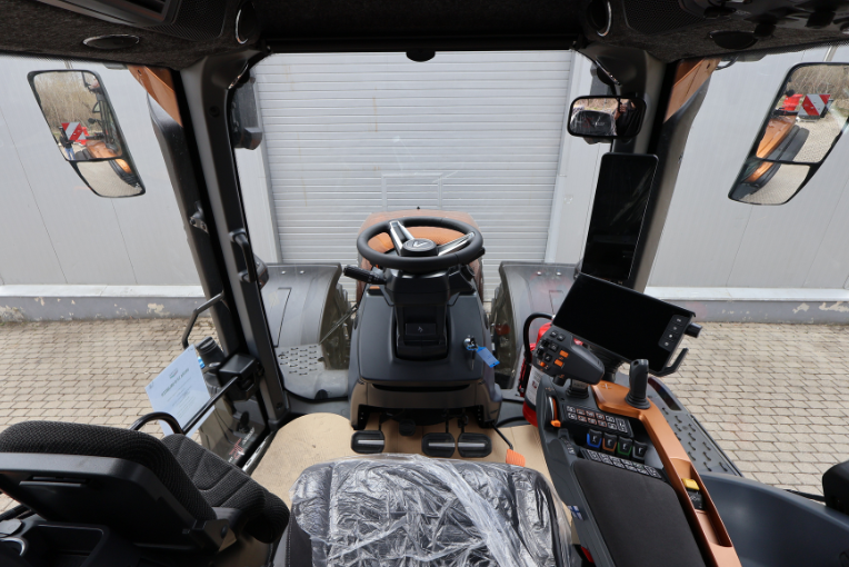 Valtra S416 Unlimited Bronze