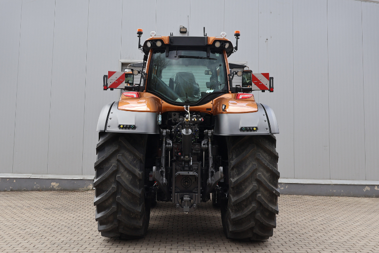 Valtra S416 Unlimited Bronze