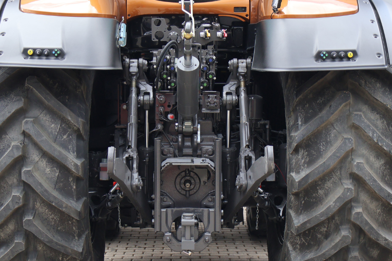 Valtra S416 Unlimited Bronze